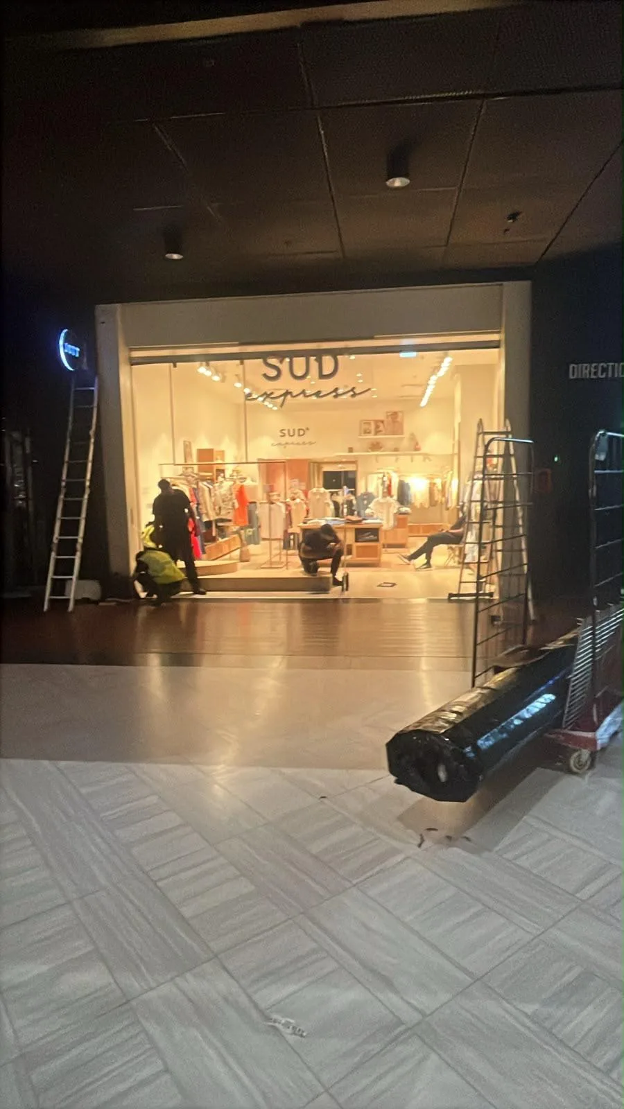 Installation et pose de rideau métallique à Marseille 3